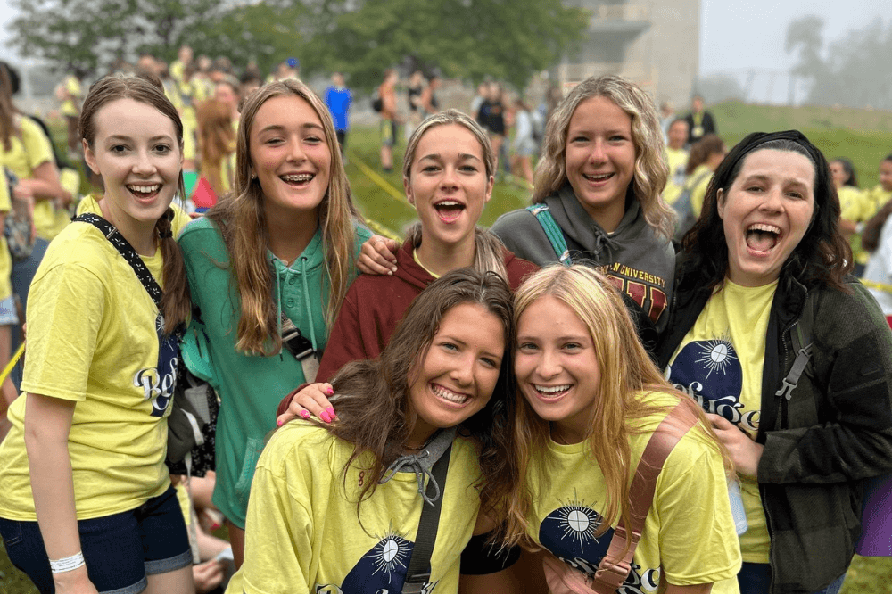 Steubenville 2023 small group of highschoolers